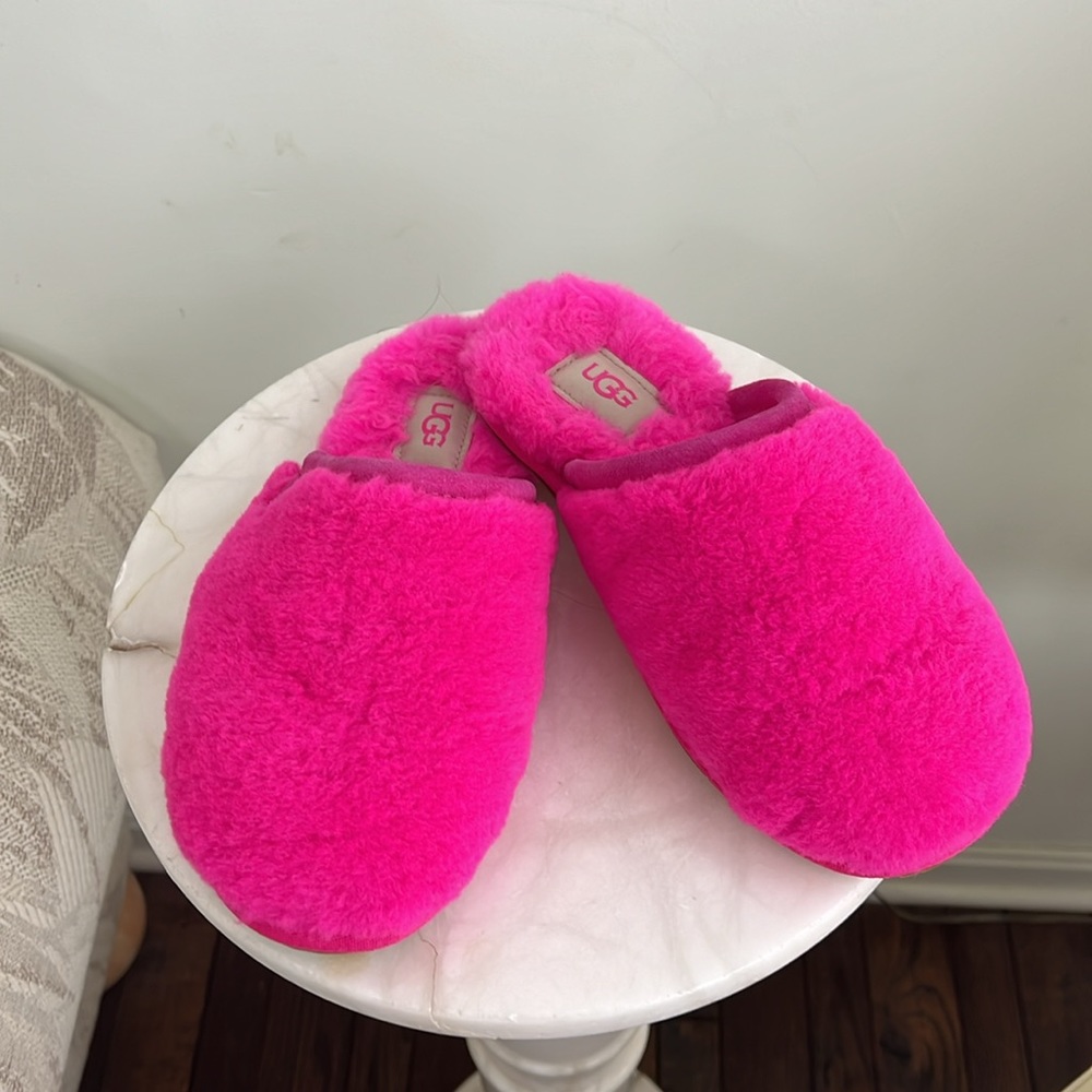 UGG Slipper